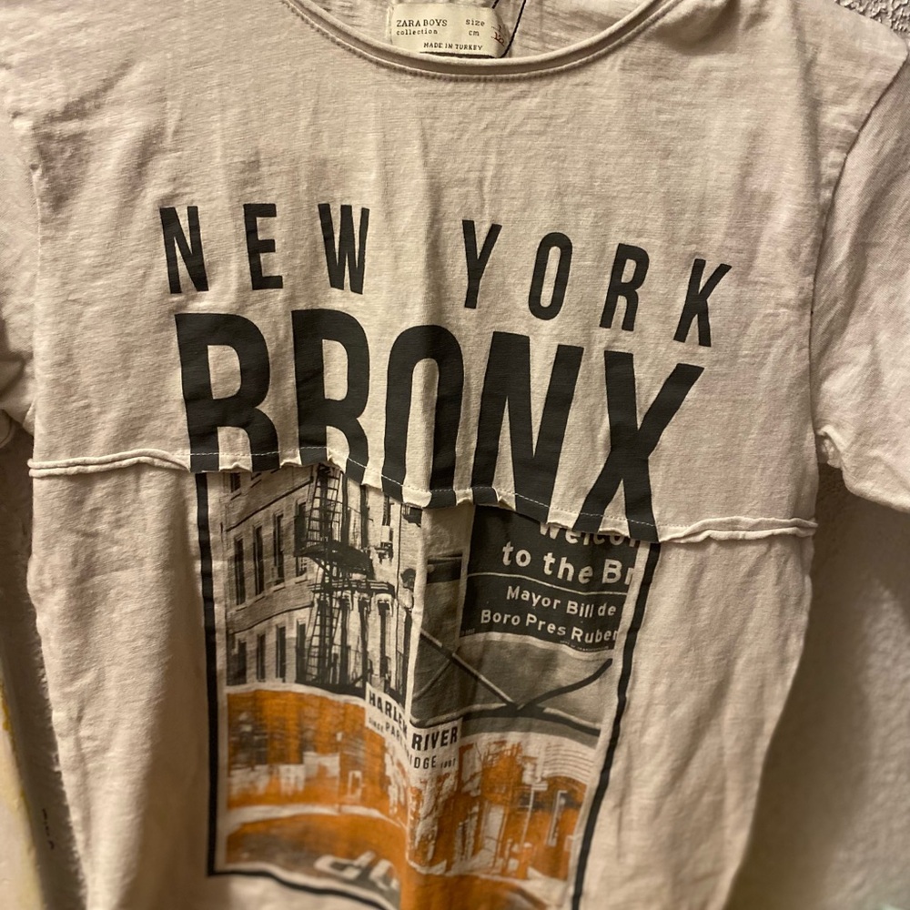 Zara Cream and Black Short Sleeve Tee